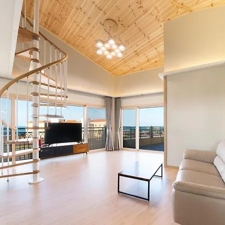Geumdanyoung Pension Jeju Exterior photo